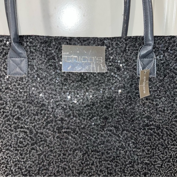 New with details Chico’s Sequin handbag Tote, Gray with Red Interior - Picture 10 of 13